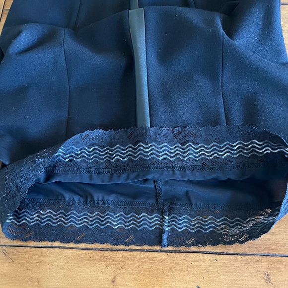 Shape FX Sheath Dress Faux Leather Trim Black Sz10 - Picture 2 of 10